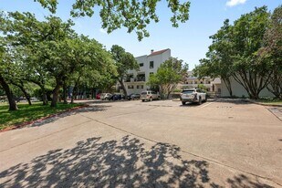 2605 Enfield Rd in Austin, TX - Building Photo