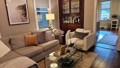 1527 W Wellington Ave in Chicago, IL - Building Photo - Building Photo