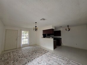 5613 Cripple Brook Ct in Houston, TX - Building Photo - Building Photo