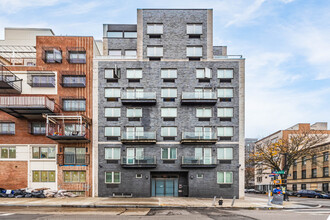 588 Myrtle Ave in Brooklyn, NY - Building Photo - Building Photo