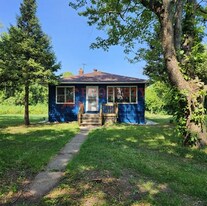 5160 Carolina St in Gary, IN - Building Photo