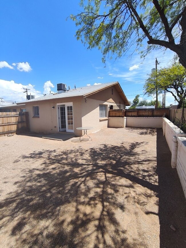 property at 3101 N Cherry Ave