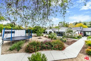 1865 El Monte Dr in Thousand Oaks, CA - Building Photo
