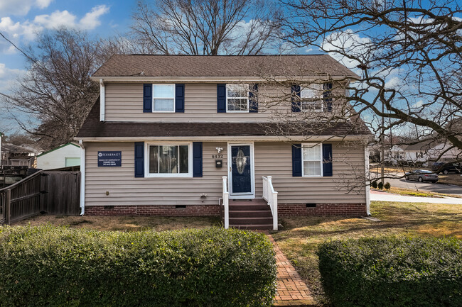 The Radnor House in Norfolk, VA - Building Photo - Building Photo