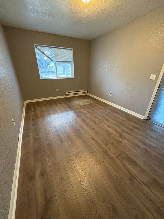 property at 1701 Onalaska Ave