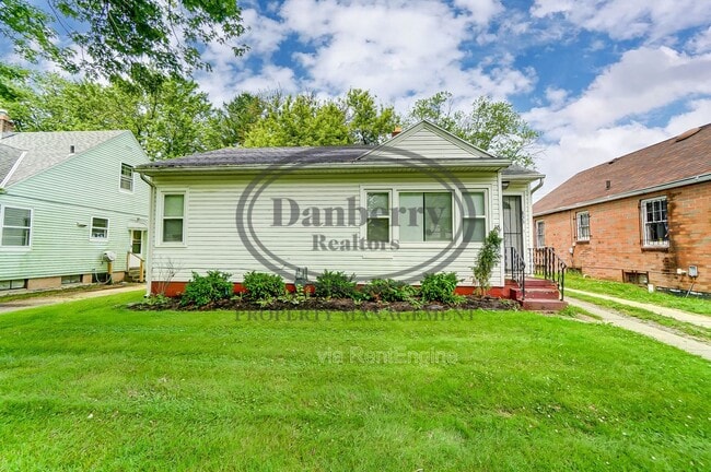 property at 833 Turner Ave