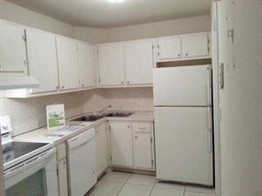 124 NE 19th Ct in Wilton Manors, FL - Building Photo