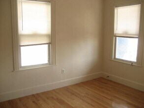 190 Highland St, Unit 3 in Boston, MA - Foto de edificio - Building Photo