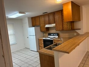 13571 Sheldon Ln in Tyler, TX - Building Photo - Building Photo