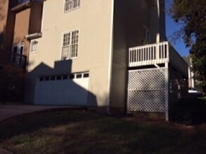 926 Mill Stone Dr in Marietta, GA - Building Photo - Building Photo
