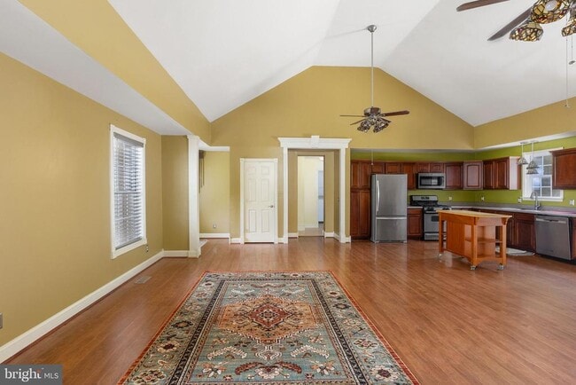 8314 Myrtle Ln in King George, VA - Building Photo - Building Photo