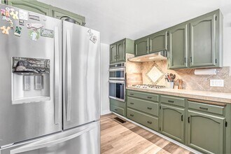 6737 N Harrison Ave in Fresno, CA - Building Photo - Building Photo