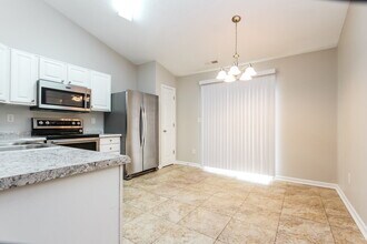 1108 Newgate Cir in Indianapolis, IN - Building Photo - Building Photo