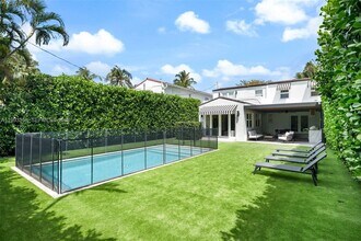 634 W 47th St in Miami Beach, FL - Building Photo - Building Photo