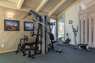 Cedar Springs Apartments in Fresno, CA - Foto de edificio - Interior Photo