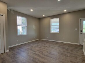 1040 Wilson Pl in Coraopolis, PA - Building Photo - Building Photo