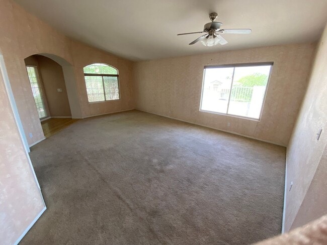 1026 Majesty Ct in Henderson, NV - Building Photo - Building Photo