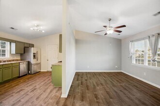 106 Lois Ct in Richlands, NC - Building Photo - Building Photo