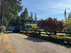 10103 SW 156th St in Vashon, WA - Building Photo - Building Photo