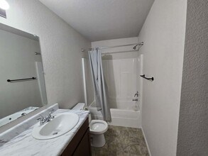 1144 S Jaybird Ln in Fayetteville, AR - Building Photo - Building Photo