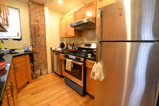 48 Englewood Ave, Unit 3 Apartamentos