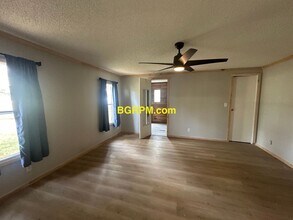 5100 AR-15 in Lonoke, AR - Building Photo - Building Photo