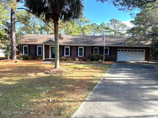 1003 Osprey Cir SE in Southport, NC - Building Photo