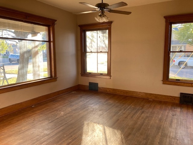 property at 322 W 4th St