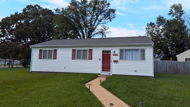 property at 1801 Beall Dr