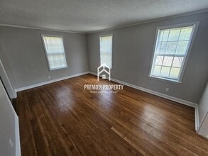 5949 McQueen Cove in Memphis, TN - Building Photo - Building Photo