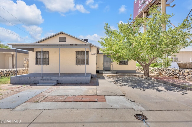 property at 5436 Gtwy Blvd E