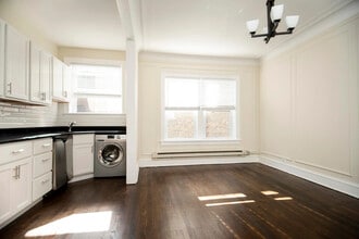 319 Kedzie St, Unit 327-3 in Evanston, IL - Foto de edificio - Building Photo