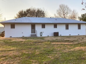 113 S 6th St in Opelousas, LA - Building Photo - Building Photo