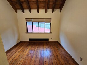 456 W Richmond Ave. in Richmond, CA - Foto de edificio - Building Photo
