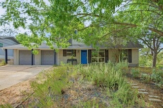 6901 Bryn Mawr Dr in Austin, TX - Building Photo - Building Photo