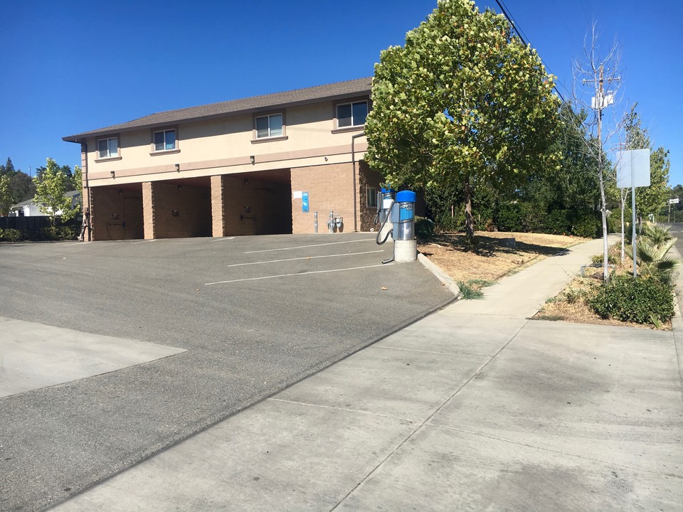 3460 Orange Ave, Unit A in Oroville, CA - Building Photo