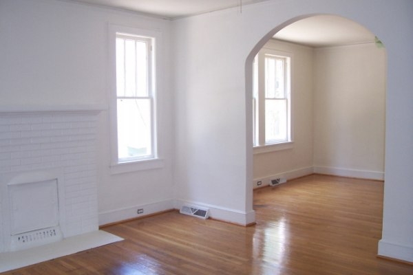 2917-2919 Monroe St in Columbia, SC - Building Photo - Building Photo