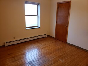 123 W Nittany Ave in State College, PA - Building Photo - Building Photo