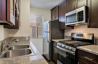 Kaitlin Court Apartments in Los Angeles, CA - Building Photo - Building Photo