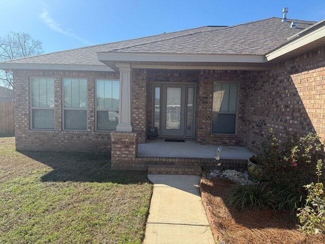 3070 Crown Creek Cir in Crestview, FL - Building Photo - Building Photo