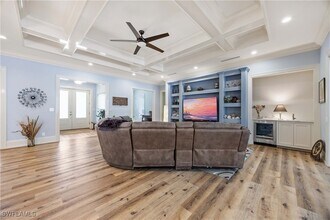 4885 Tamarind Ridge Dr in Naples, FL - Foto de edificio - Building Photo