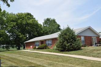 Home Place Senior Living in Indianapolis, IN - Building Photo - Building Photo