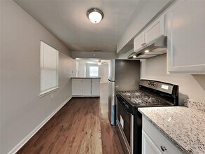 538 W Kearney St in Mesquite, TX - Building Photo - Building Photo