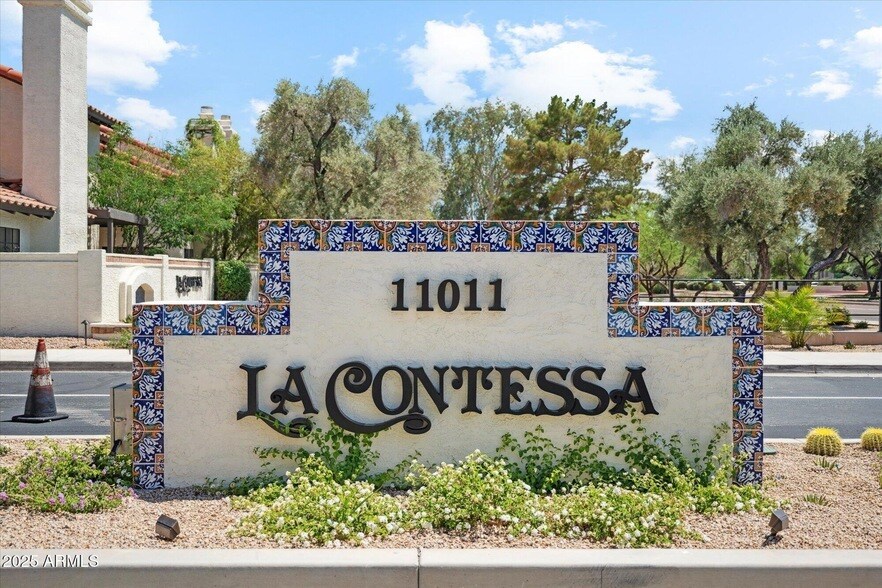 11011 N 92nd St in Scottsdale, AZ - Building Photo