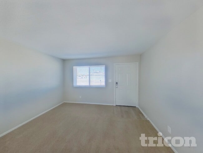 17832 N 31st Ave in Phoenix, AZ - Building Photo - Building Photo