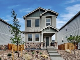 26197 E Calhoun Pl in Aurora, CO - Building Photo