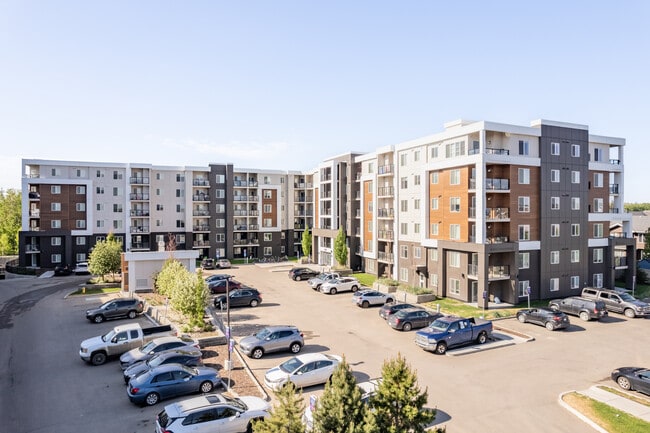 Edgemont Estates in Edmonton, AB - Building Photo - Building Photo