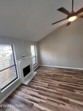 7666 Chatham Cir NW in Knoxville, TN - Building Photo - Building Photo