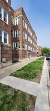 6750 S Merrill Ave in Chicago, IL - Building Photo - Building Photo