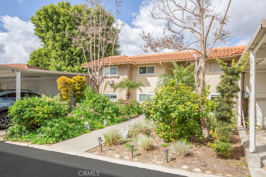 2296 Via Puerta, Unit N in Laguna Woods, CA - Building Photo